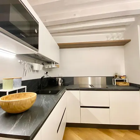 Apartment Casaviva - Lovely House In Ancient Genoa