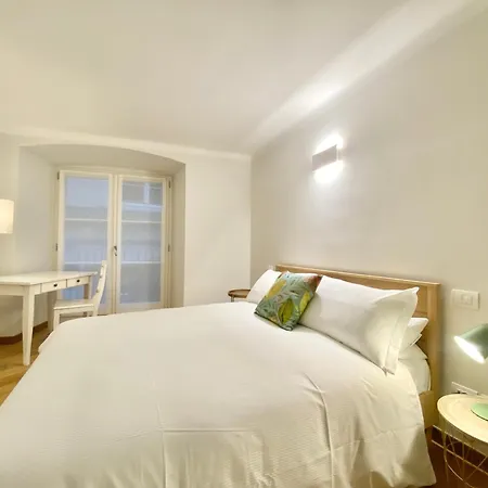 Casaviva - Lovely House In Ancient Apartment